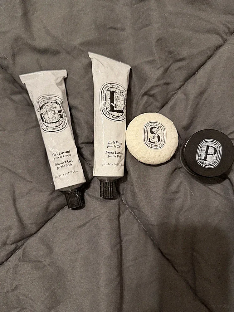 Diptyque 4 New Products: Fresh Lotion, Shower Gel 50ml ea, Body Polish 10ml Soap